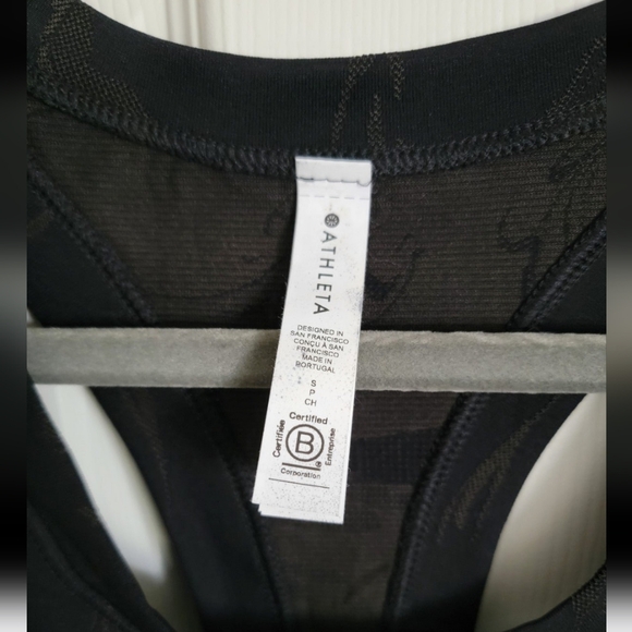 Athleta top - Picture 3 of 8